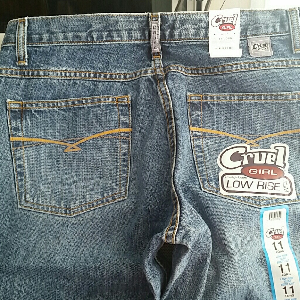 NWT Cruel Girl jeans 11 long low-rise slim bootcut